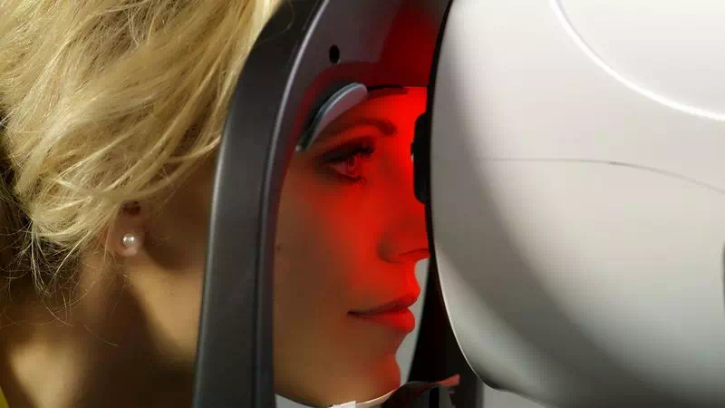 maszyna do badan wzroku z podczerwienią